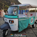 Ischia d'altri tempi: Sposi in Apecar